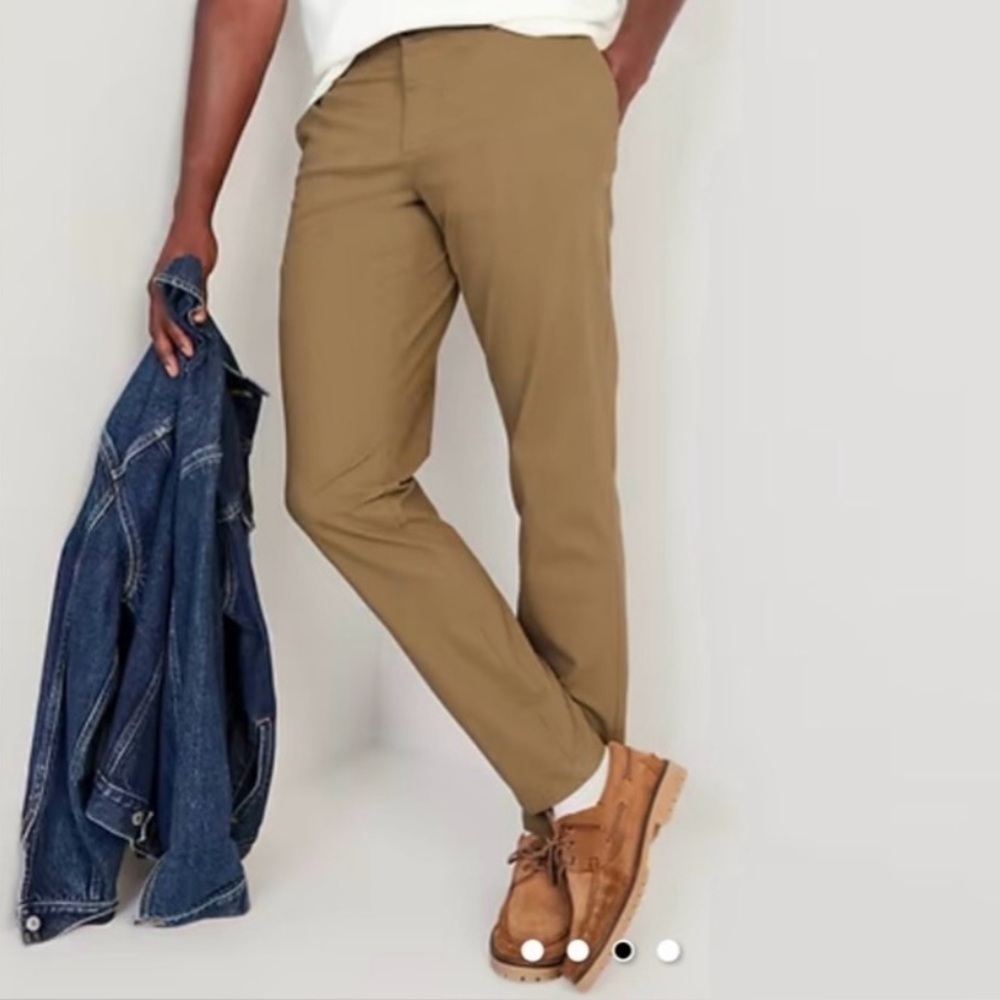 OLD NAVY Men's Khaki Chinos